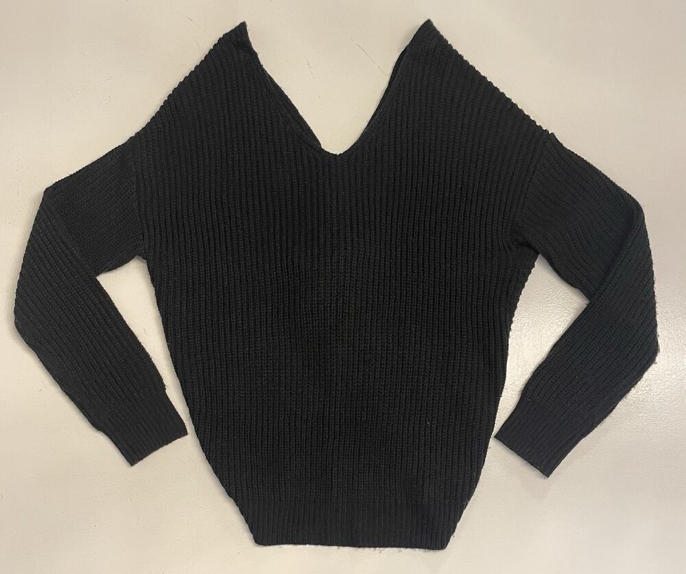 Women Love Tree Small Black Knit Long Sleeve Pullover Sweater Open Twist Back V